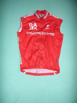 DRAPAC (a)-PORSCHE   2011                                                                    WIELERSHIRT